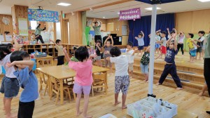 東喜連保育園 公開保育『異年齢保育の実践』