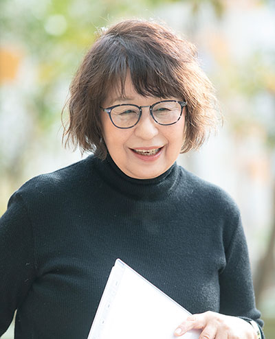 岡部 明江